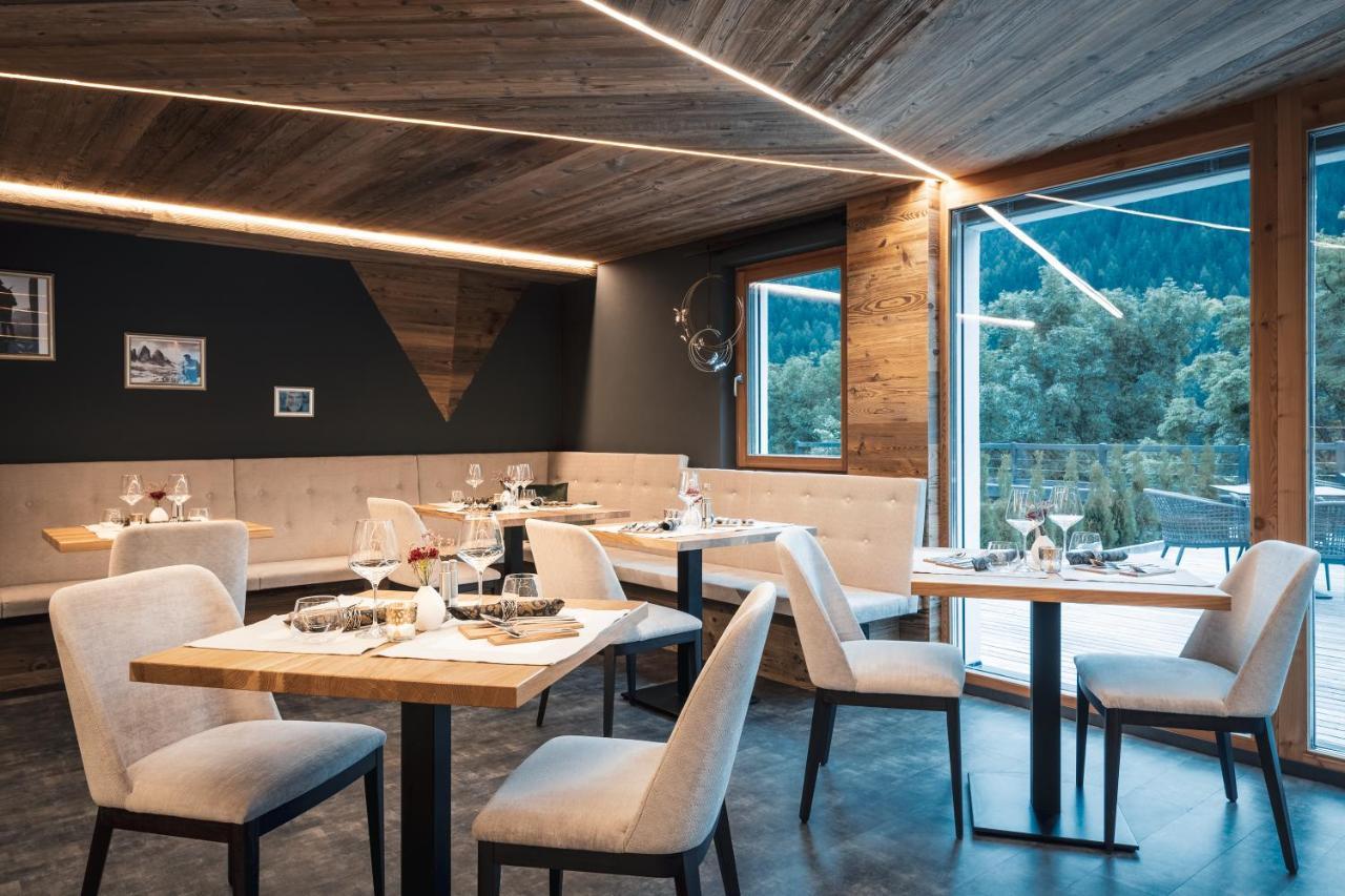 Les Dolomites Mountain Lodges San Martino in Badia Esterno foto