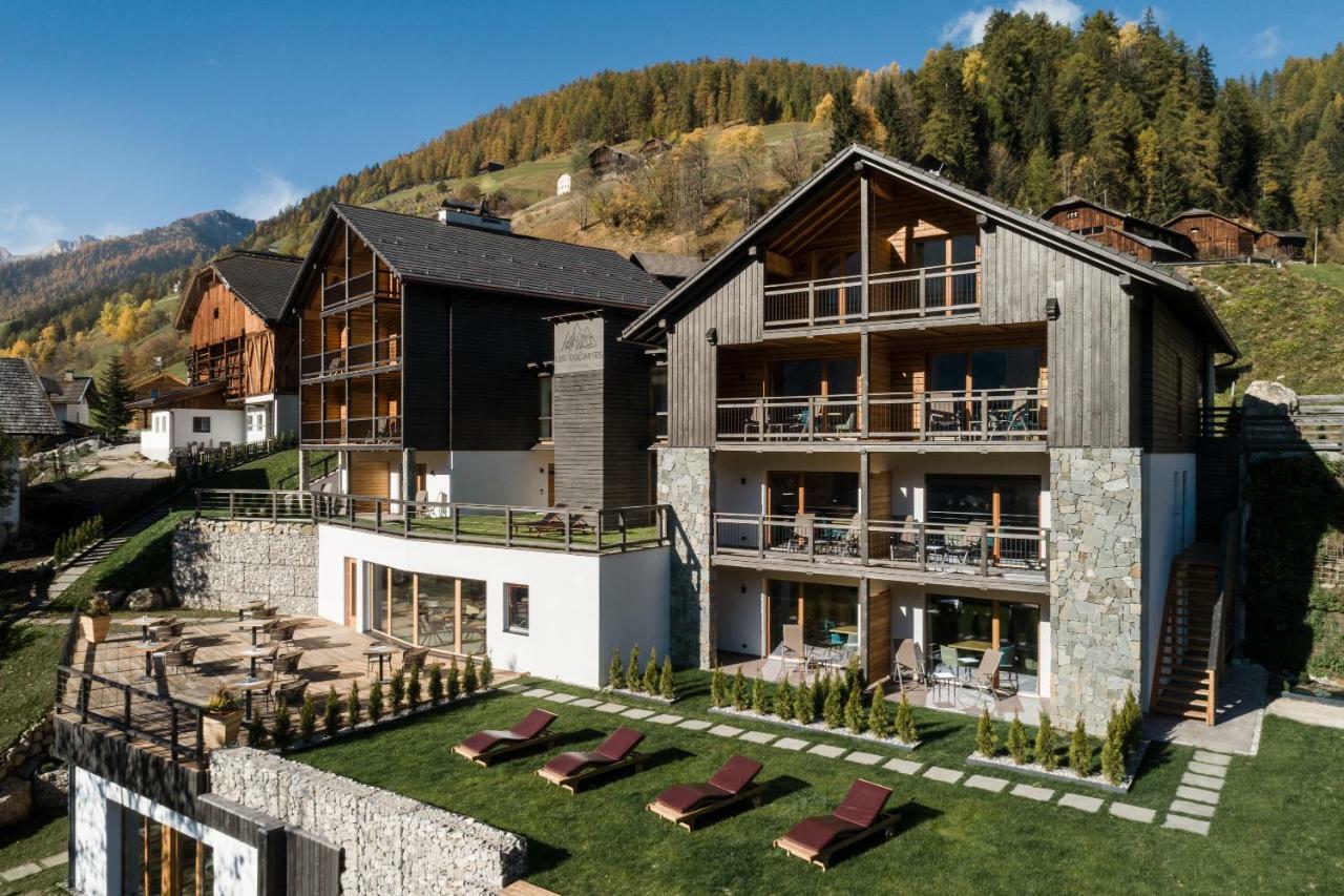 Les Dolomites Mountain Lodges San Martino in Badia Esterno foto