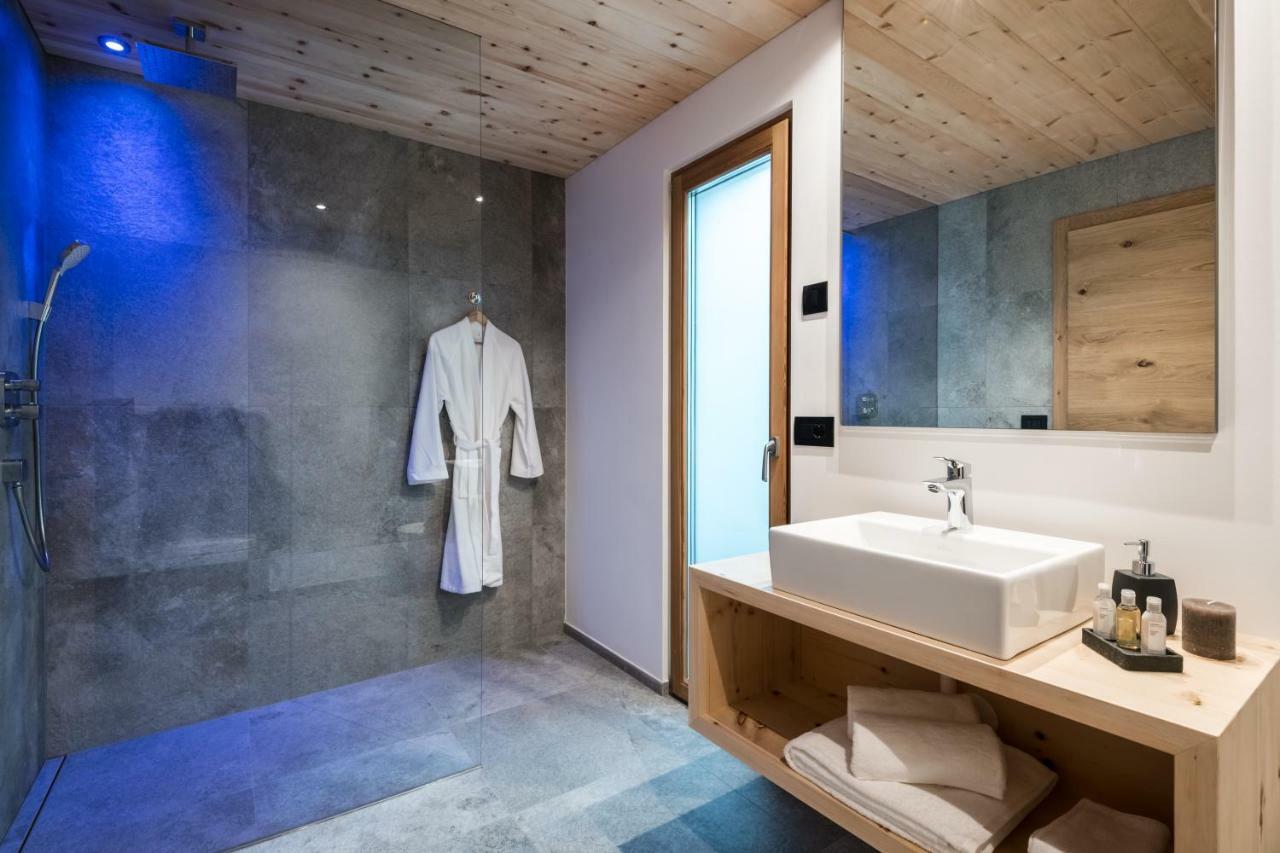 Les Dolomites Mountain Lodges San Martino in Badia Esterno foto