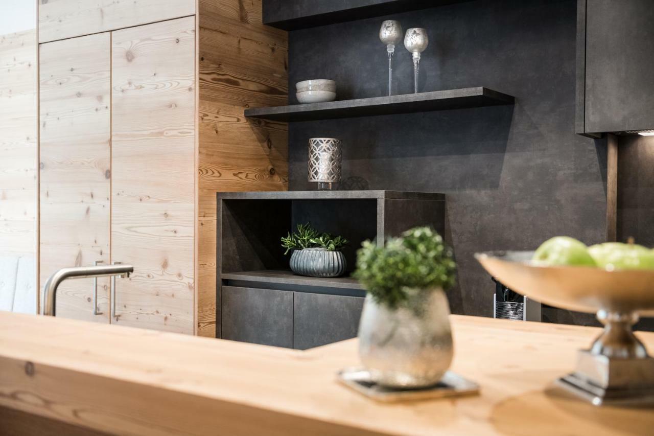 Les Dolomites Mountain Lodges San Martino in Badia Esterno foto