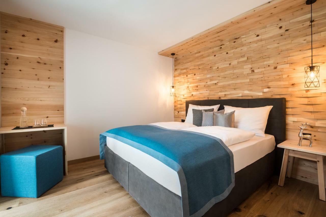 Les Dolomites Mountain Lodges San Martino in Badia Esterno foto