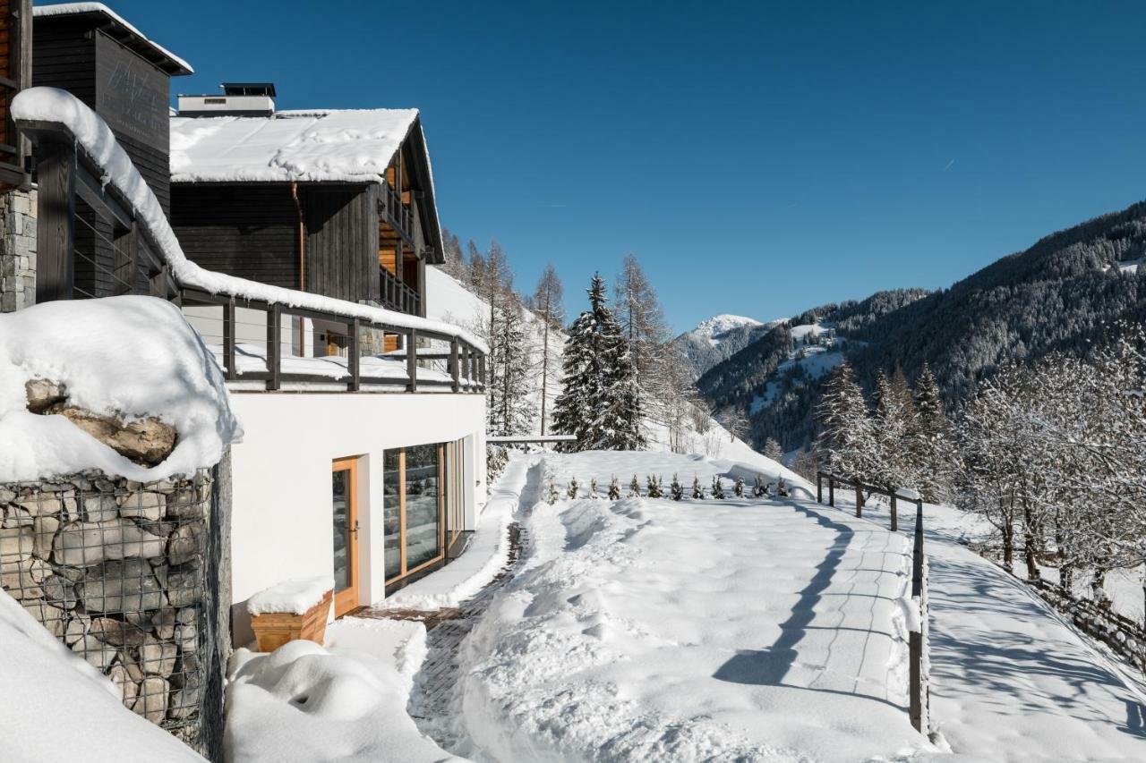 Les Dolomites Mountain Lodges San Martino in Badia Esterno foto